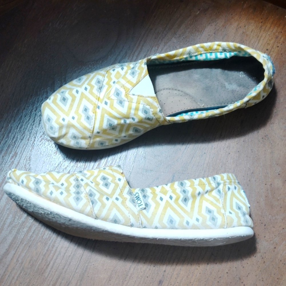 Tom's Jonathan Adler Colorful Yellow Tribal Designer Women's Flats Shoes